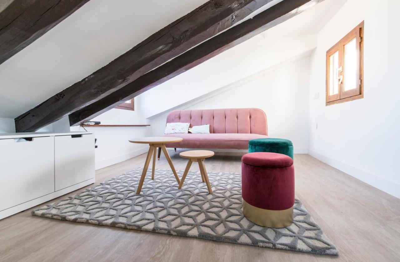 Estupendo Duplex En El Centro De Apartamento